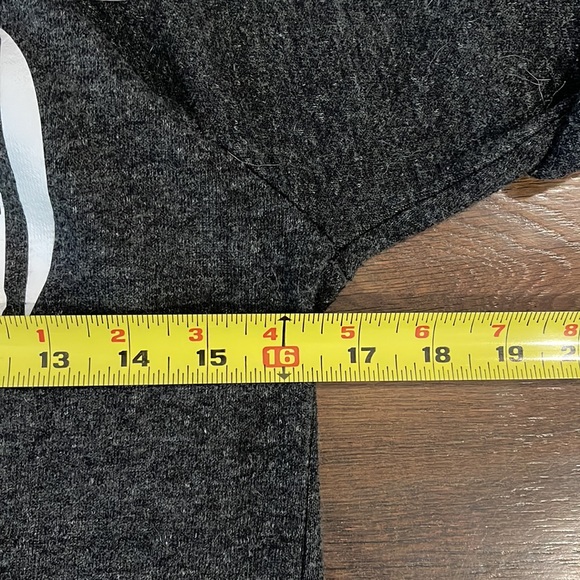 Police Thin Blue Line Heart Flag Pullover Sweatshirt Womens Small - Picture 6 of 9